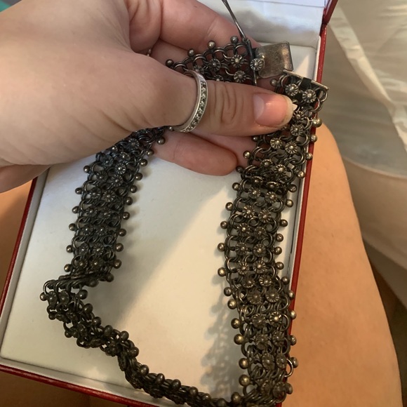 Metallic choker with box - Picture 2 of 3